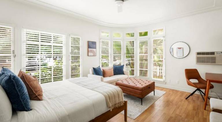 The Beverly Grove Hotel