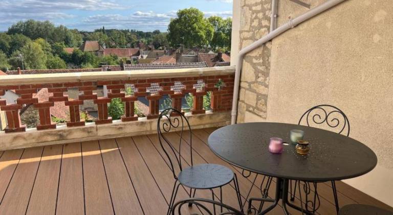Holiday apartment with 1 room for 3 persons in Troyes