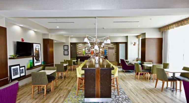 Hampton Inn Kirksville — photo 2