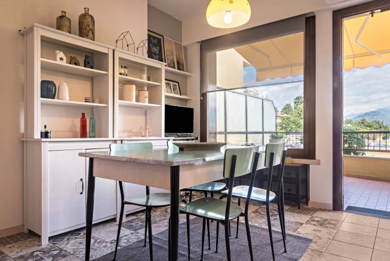 Apartment "Casa Samantha Lago Maggiore" with Lake View and Terrace — photo 5