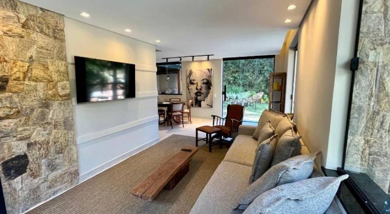 Pleasant vacation home with pool | Dogs allowed in Teresópolis