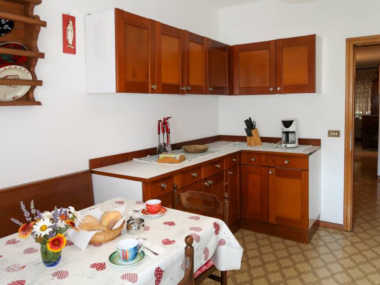 Fully equipped rental apartment with barbecue, patio & garden | Pets are welcome — photo 5