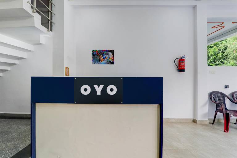 Hotel O by OYO Shyam Palace in Lucknow