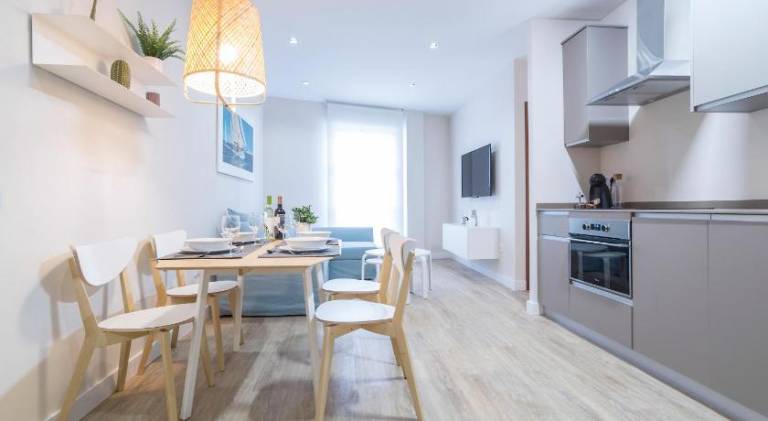 Rental apartment with patio | Pet-friendly — photo 3