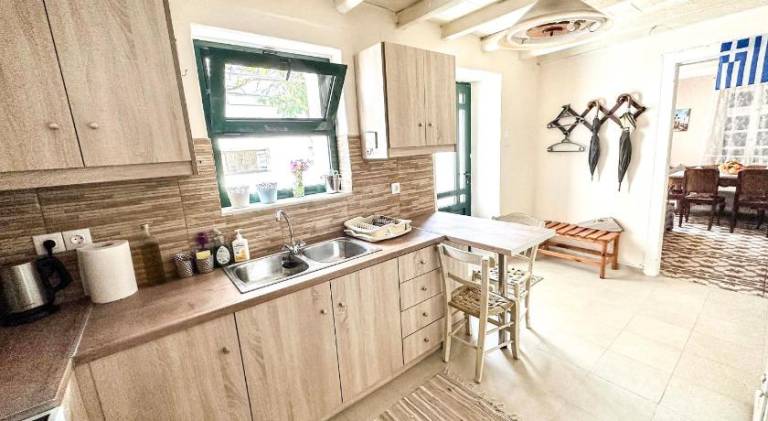 Wonderful villa with yard, terrace & barbecue | Perfect for remote work | Dogs allowed — photo 3
