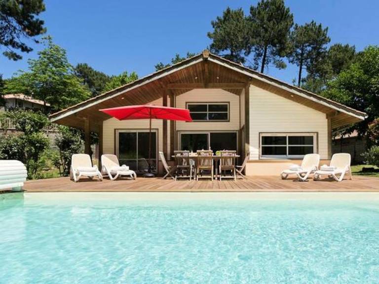 Villa with terrace & private pool | Pets are welcome — photo 2
