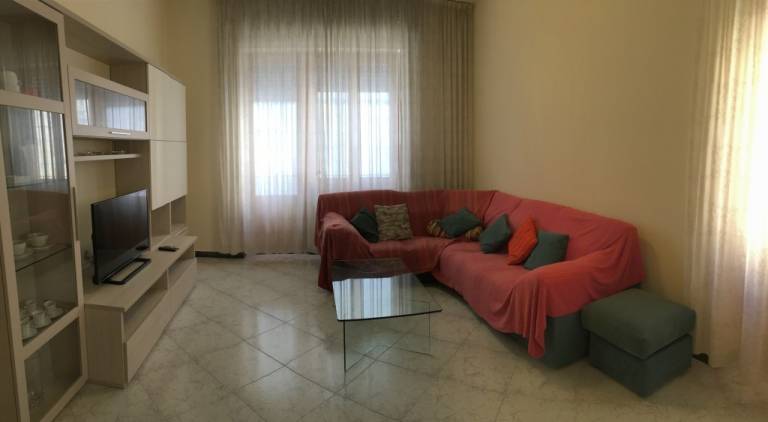 Rental apartment with 3 rooms for 6 persons — photo 4