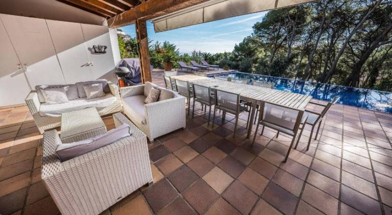 Villa with pool | Pets are welcome — photo 4