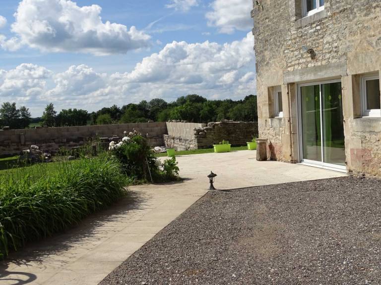 Gite with garden & terrace — photo 5