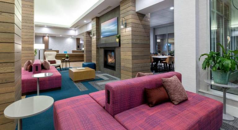 Hilton Garden Inn Albuquerque/Journal Center — photo 4