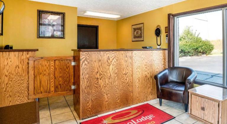 Econo Lodge near Missouri University of Science and Technology — photo 4