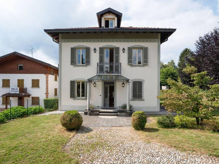 Villa Castiglione D'intelvi