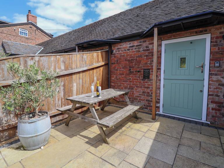 Cottage Barrow