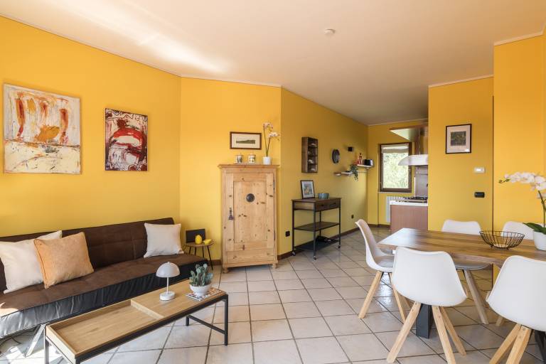 Apartment with pool — photo 5