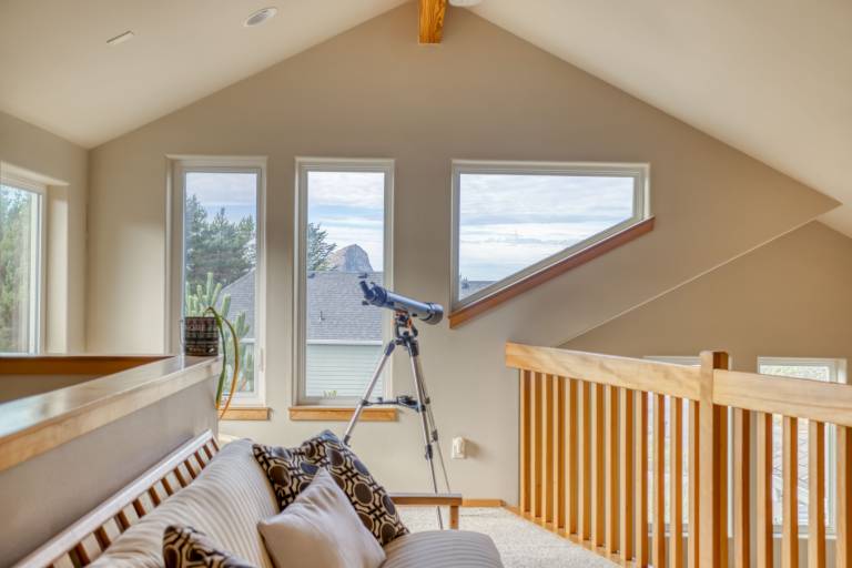 Bailey's Beach House — photo 3