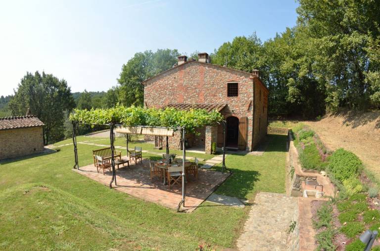 Children-friendly pleasant farm with yard, barbecue & private pool | Dogs allowed — photo 2