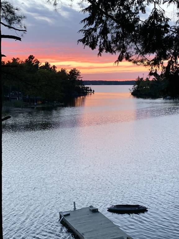Cottage  Black Lake