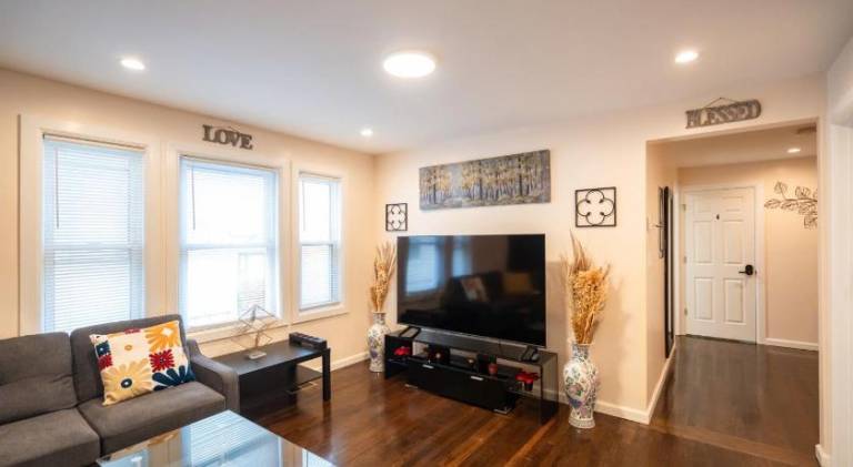 Apartment with terrace in Boston, MA