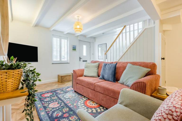 Cottage with 2 rooms for 4 persons — photo 4