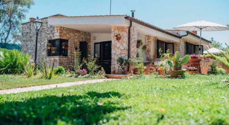 Villa with 1 room for 3 persons in Polignano a Mare