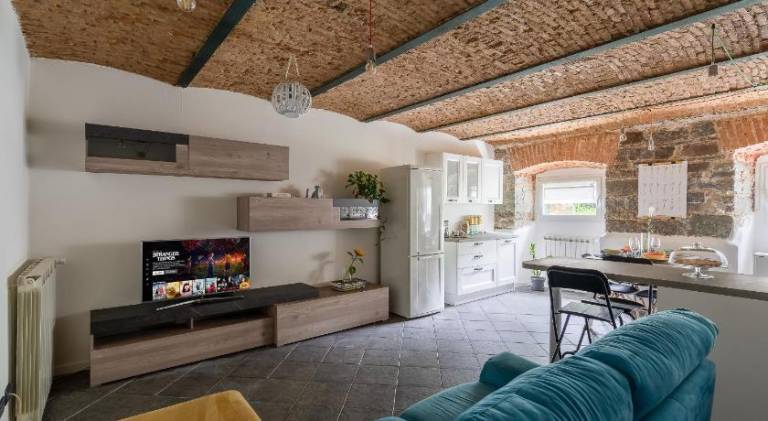 Apartment with 2 rooms for 5 persons in Trieste
