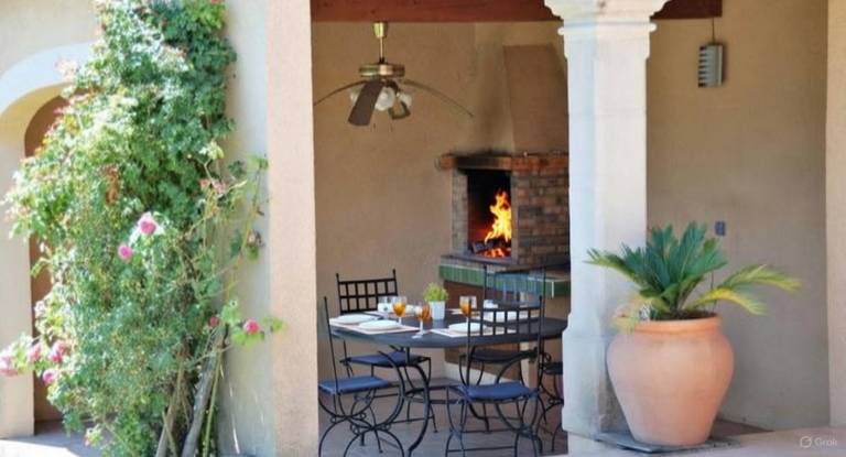 Vacation home with terrace, private pool & garden — photo 4
