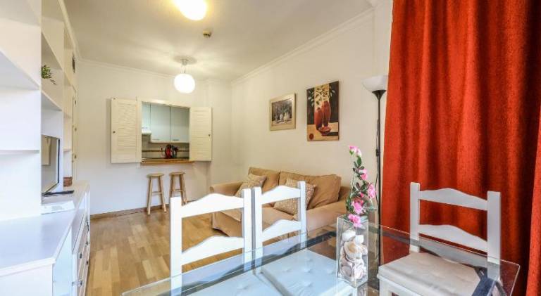 Wonderful apartment with pool | Pets are welcome — photo 3