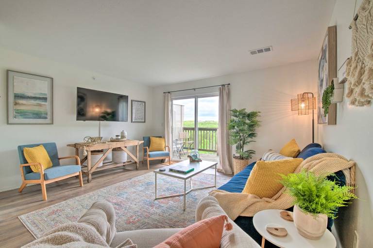Cozy Branson Retreat w/ Balcony, 2 Mi to 76 Strip — photo 4