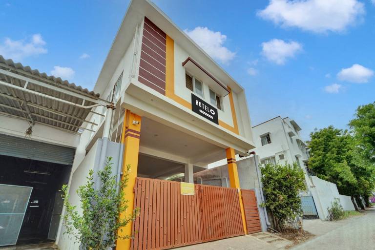 Super Hotel O Jaganath Nagar Near Hopes College