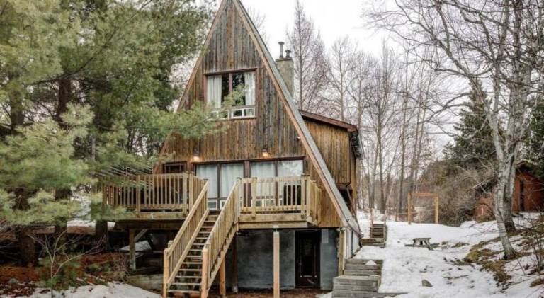 Vacation home with hot tub | Suitable for remote work | Pets allowed — photo 4