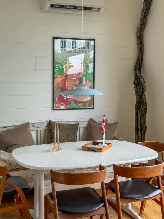 Beachfront holiday home with sea view for 6 guests — photo 3