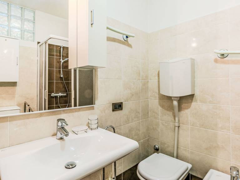 Rental apartment with terrace | Lake view — photo 5