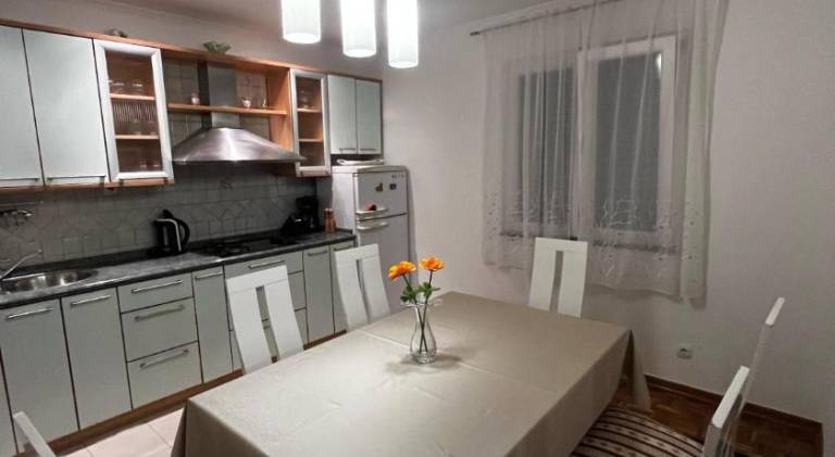 Rental apartment with 2 rooms for 6 persons — photo 4