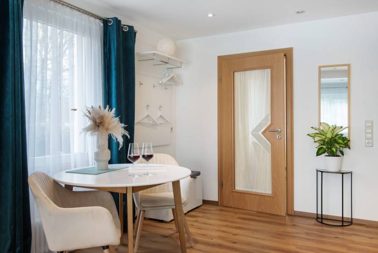 Studio Apartment 'No. 1' with Shared Garden and Wi-Fi — photo 5