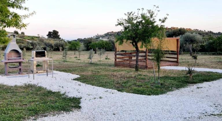 Feudo Mallav big wooden house b&b Noto — photo 5