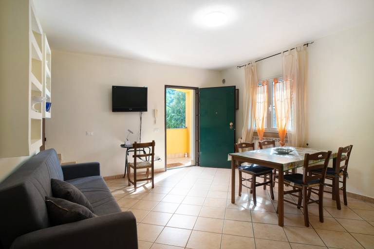 Villa 'Il Frutteto 48' with Private Terrace and Wi-Fi — photo 4