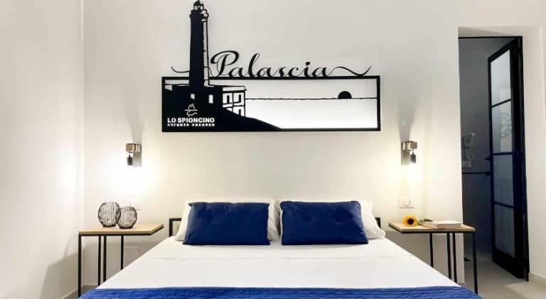 Lo Spioncino Apartments in Otranto