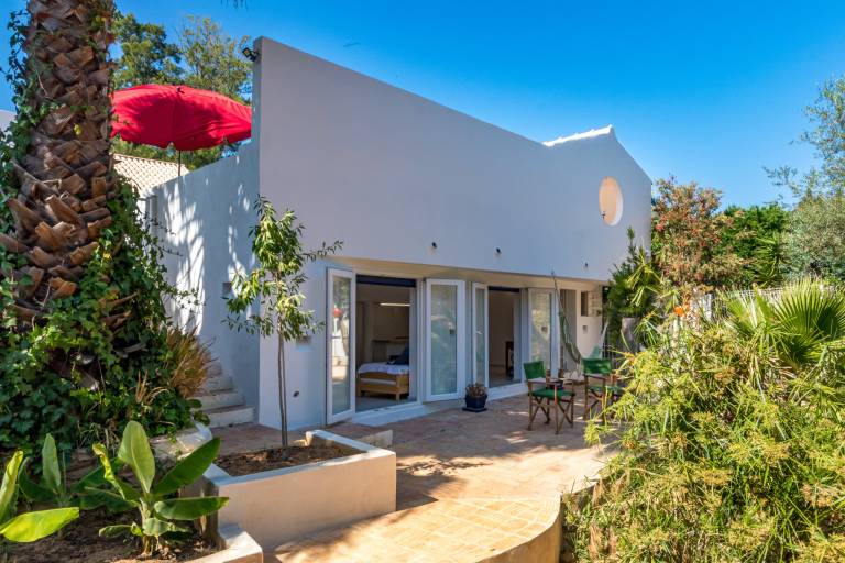 Fully equipped villa with garden, private pool & grill | Pets are welcome — photo 3