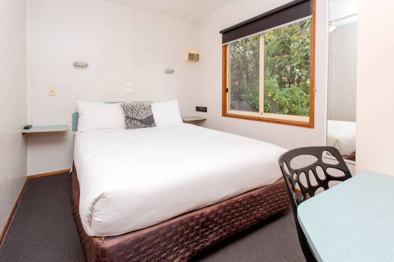 Resort  Fawkner