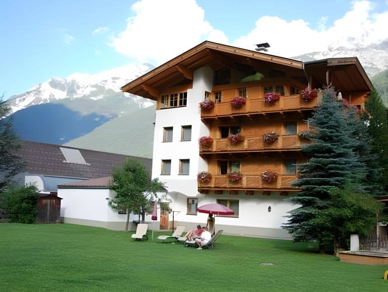 Hotel Augarten in Fulpmes