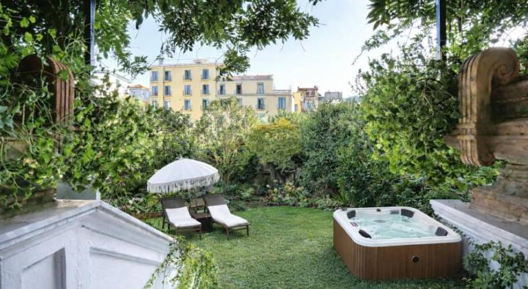 Fully equipped beautiful house with terrace, hot tub & garden | Suitable for remote work | Pets allowed — photo 5