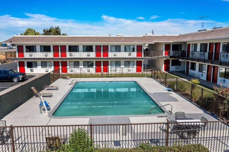 Econo Lodge Stockton near I-5 Fairgrounds — photo 3