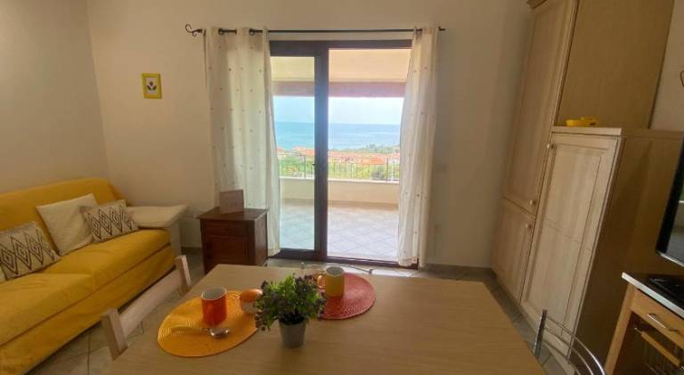 Apartment with 2 rooms for 5 persons — photo 2