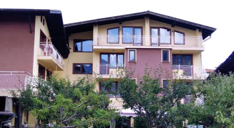 Къща за гости M-Stone in Bansko