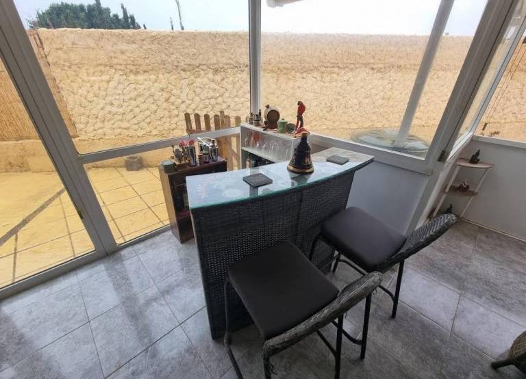 Vacation home with private pool & barbeque — photo 4