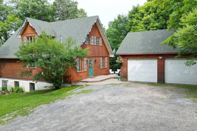 House  Cantley
