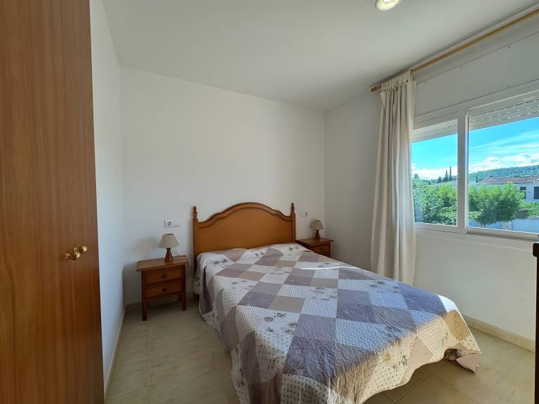Fully equipped house with pool, garden & terrace | Garden view | Pet-friendly — photo 4