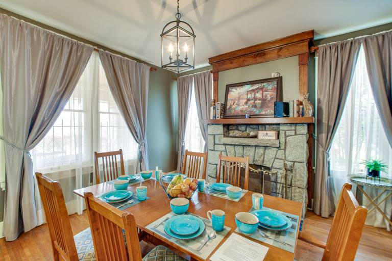 Little Rock Gem: Historic Home w/ Deck + Yard! — photo 3