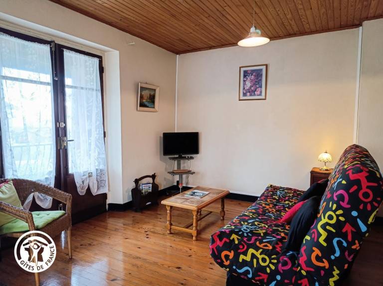 Pleasant gite with barbeque | Pets allowed — photo 3