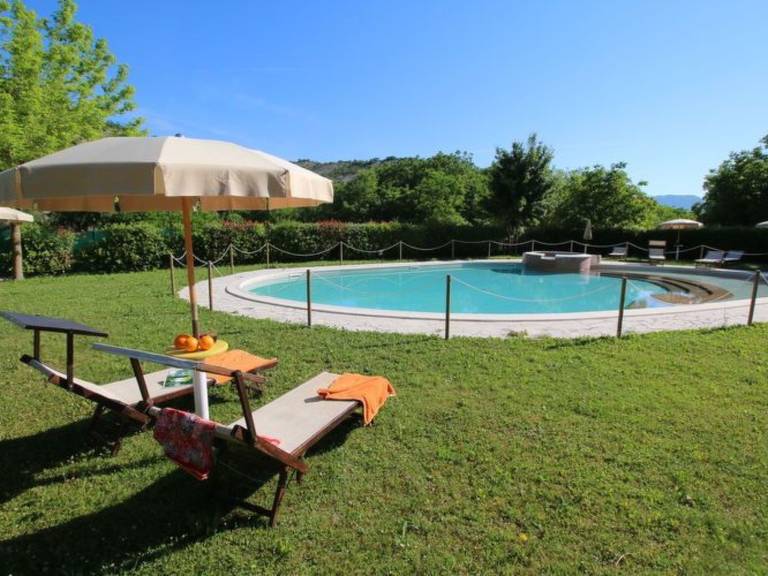 Apartment with barbeque, pool & yard | Nature view in Apecchio